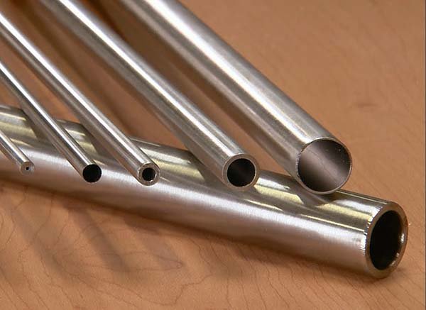 Stainless steel pipes shine in the field of mechanical manufacturing